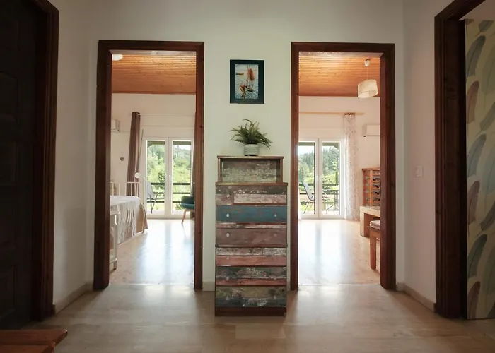 Lefka Daire *